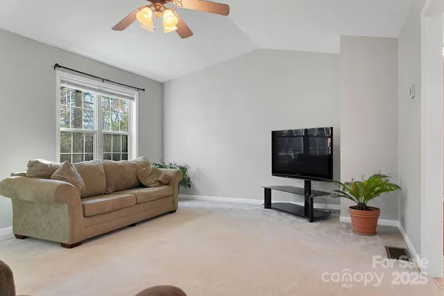 $375,000 | 43 Redden Road, Hendersonville, NC 28739