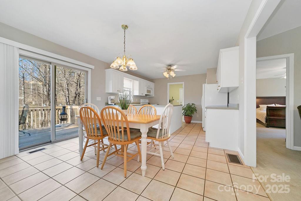 43 Redden Road Hendersonville, NC 28739 - Photo 9 of 29