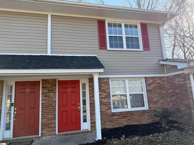 $194,900 | 27 Ruby Bay Lane, Simpsonville, SC 29681