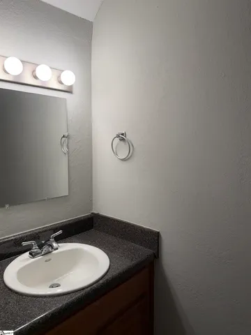 $194,900 | 27 Ruby Bay Lane, Simpsonville, SC 29681