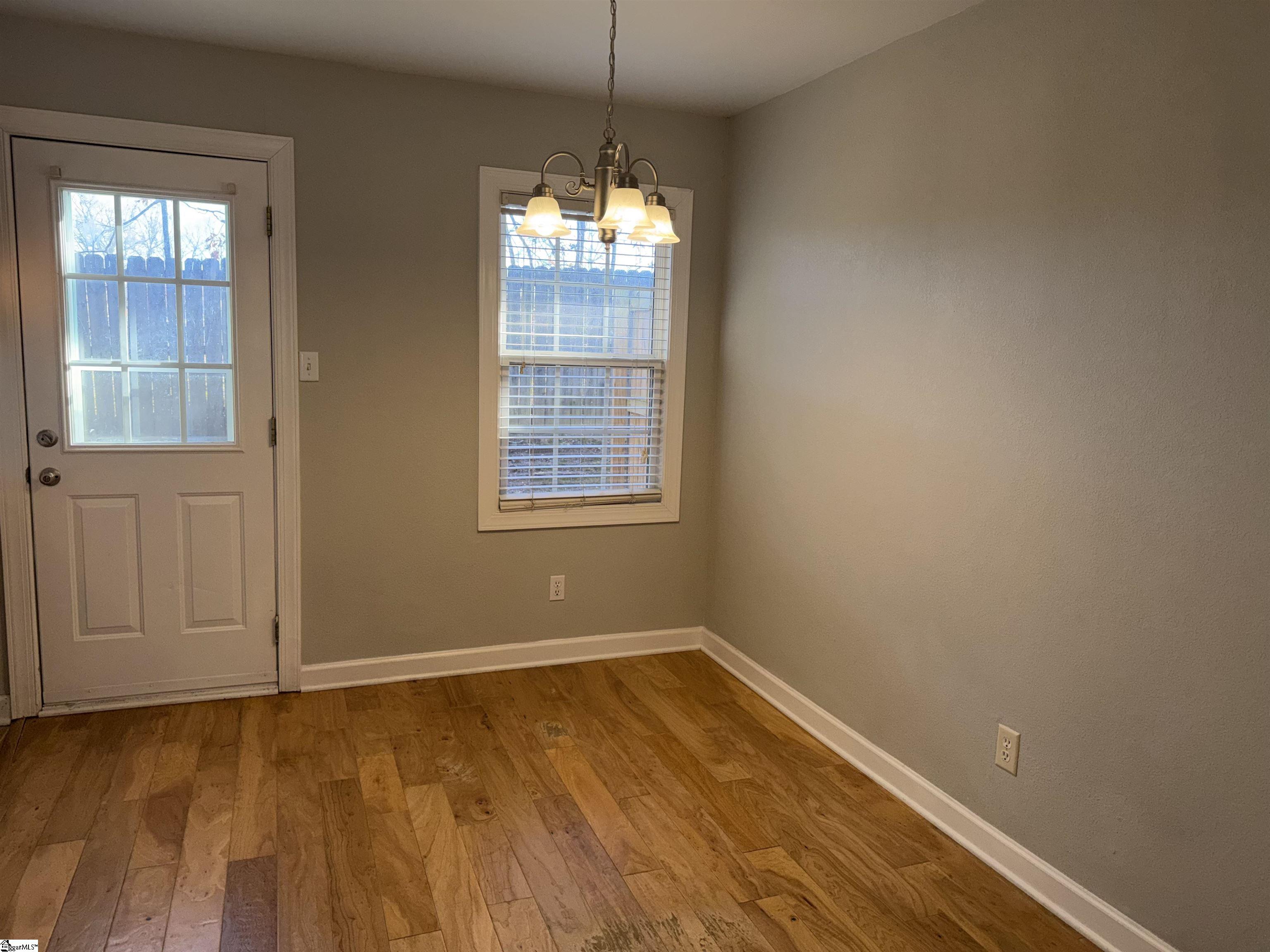 27 Ruby Bay Lane Simpsonville, SC 29681 - Photo 5 of 15