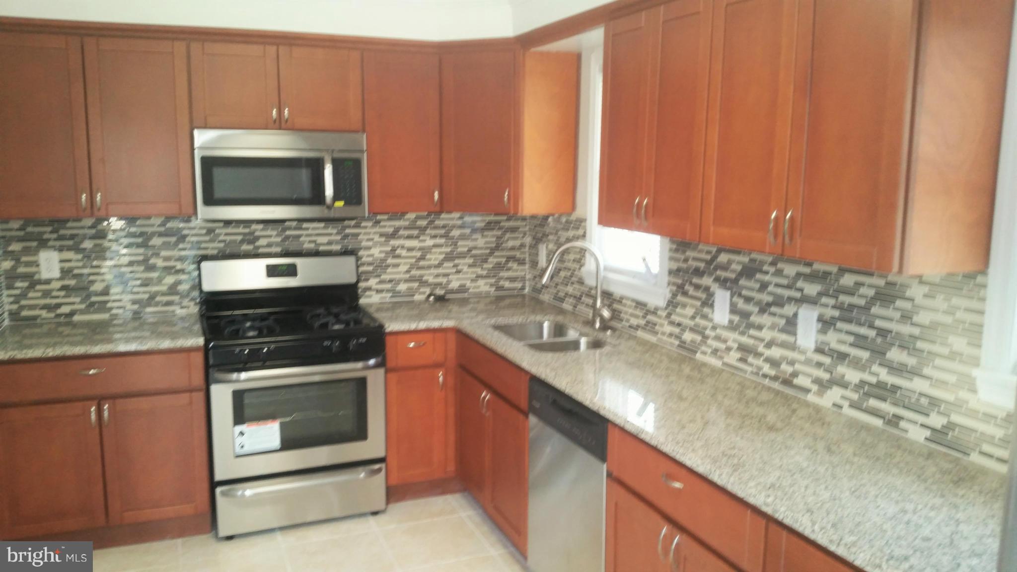 5444 Cynthia Terrace Baltimore, MD 21206 - Photo 2 of 17 Kitchen
