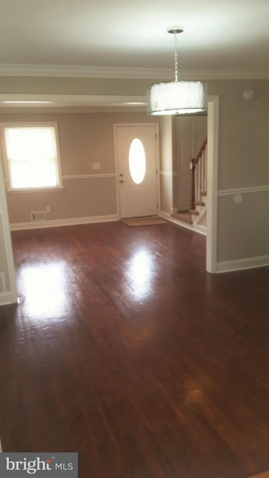 5444 Cynthia Terrace Baltimore, MD 21206 - Photo 14 of 17 Family Room