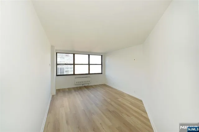 $299,000 | 7002 Boulevard East, Unit 21B, Guttenberg, NJ 07093