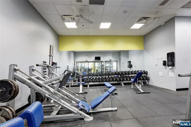 $299,000 | 7002 Boulevard East, Unit 21B, Guttenberg, NJ 07093