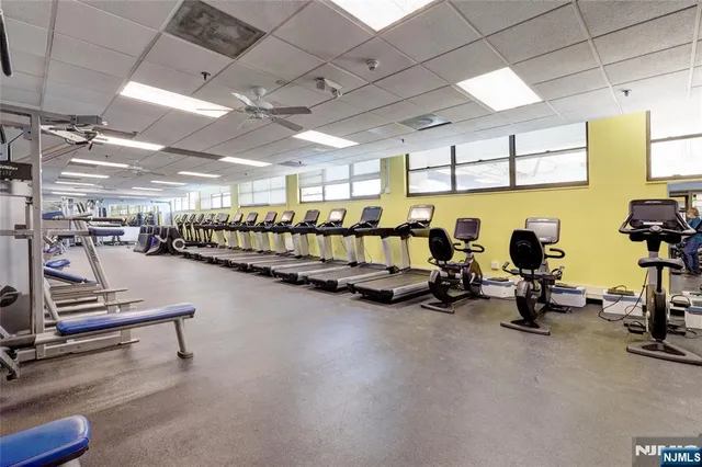 $299,000 | 7002 Boulevard East, Unit 21B, Guttenberg, NJ 07093