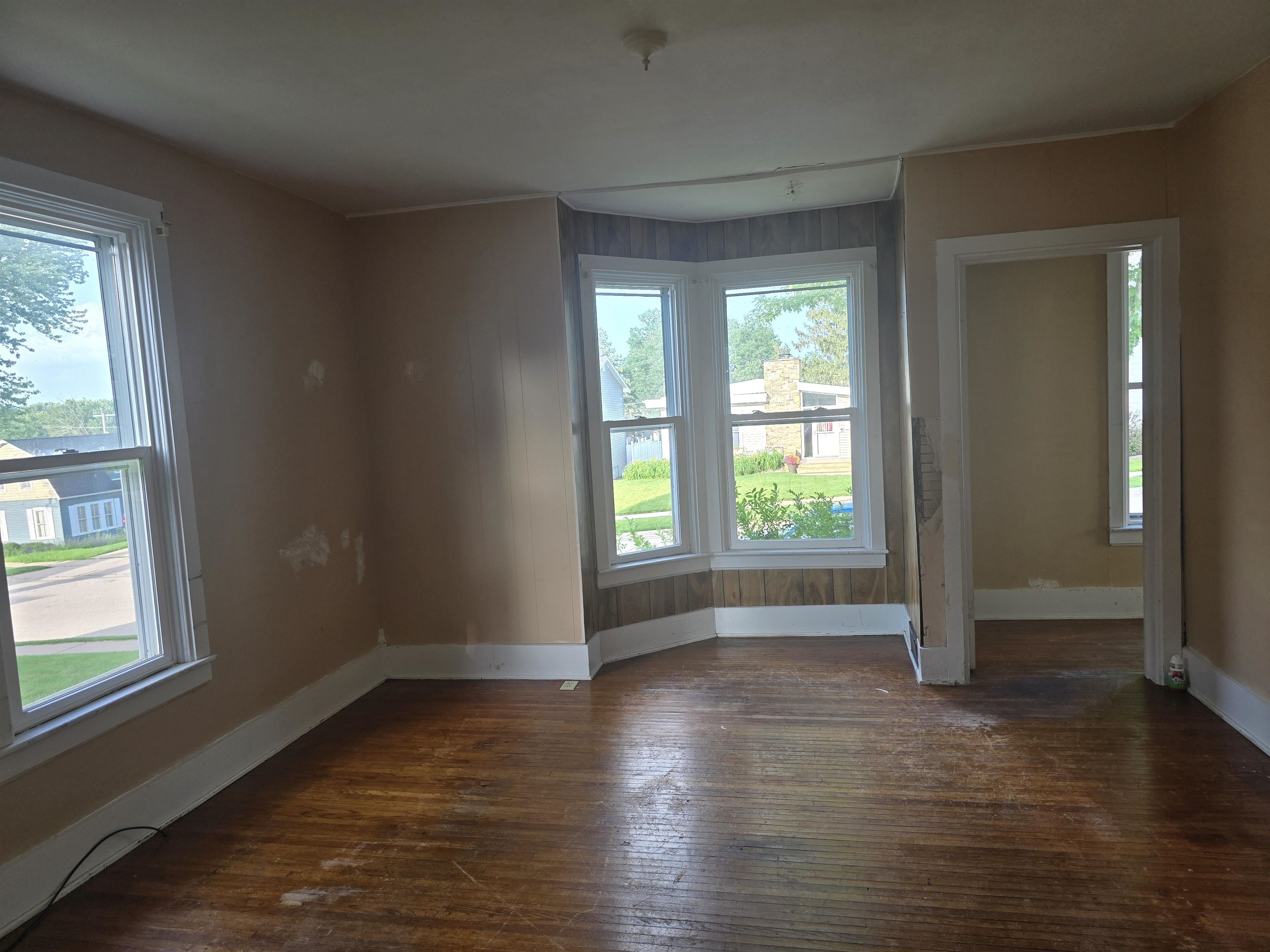 335 South Adams Street Lancaster, WI 53813 - Photo 8 of 25