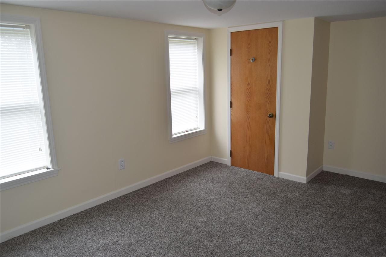1092 South Huron Road Kawkawlin, MI 48631 - Photo 16 of 24