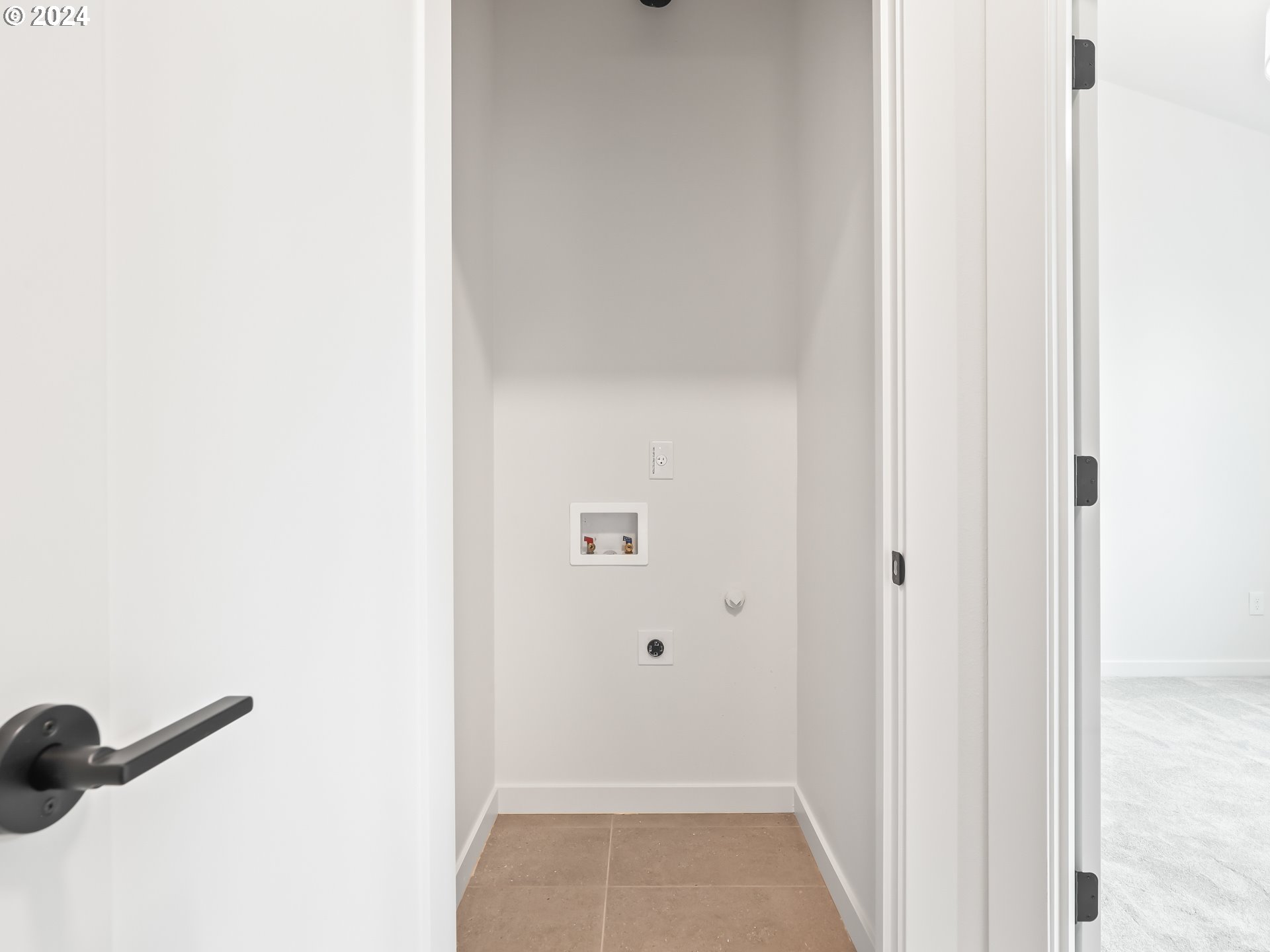 4636 Northeast Sumner Street Portland, OR 97218 - Photo 20 of 39 a view of bathroom