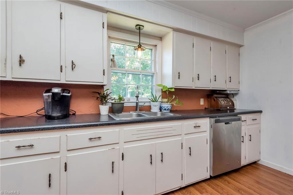 233 East Walker Road Elkin, NC 28621 - Photo 40 of 47 Gallery Image 40
