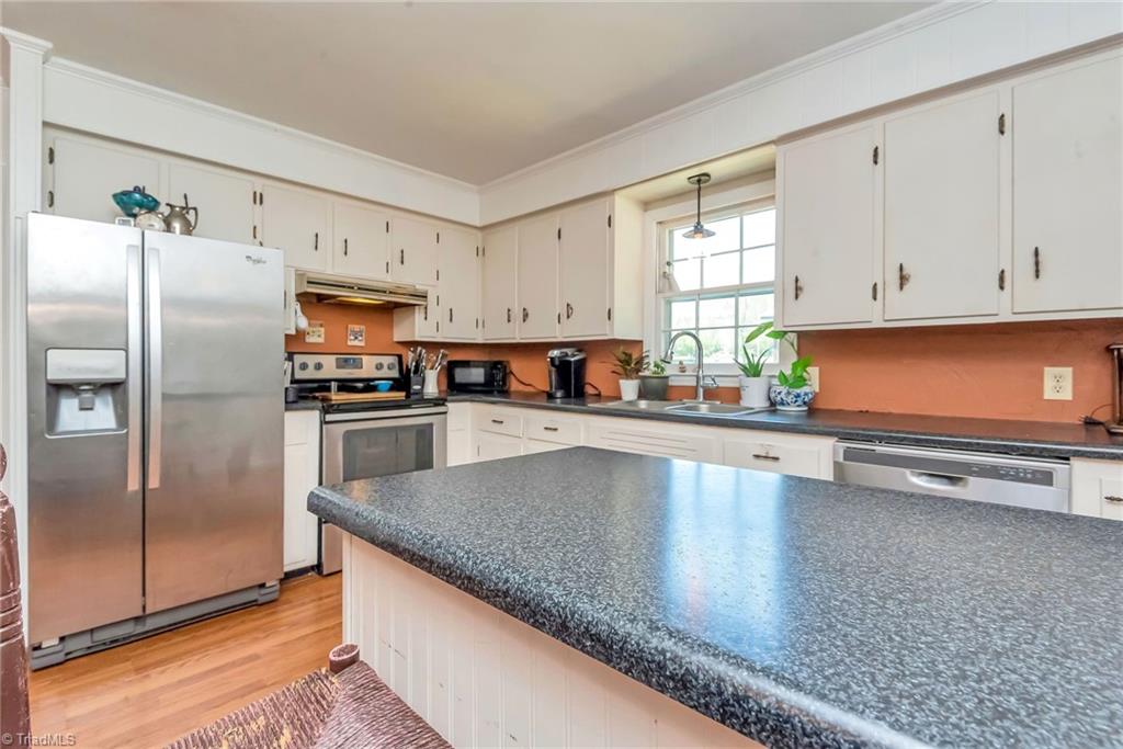 233 East Walker Road Elkin, NC 28621 - Photo 42 of 47 Gallery Image 42