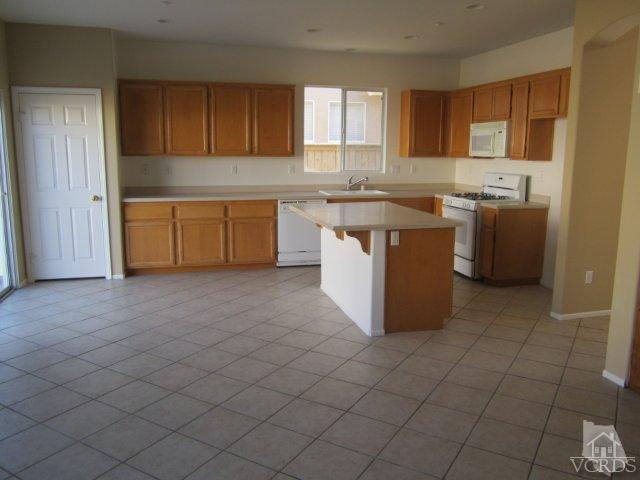 409 Navito Way Oxnard, CA 93030 - Photo 3 of 27 Additional Photo