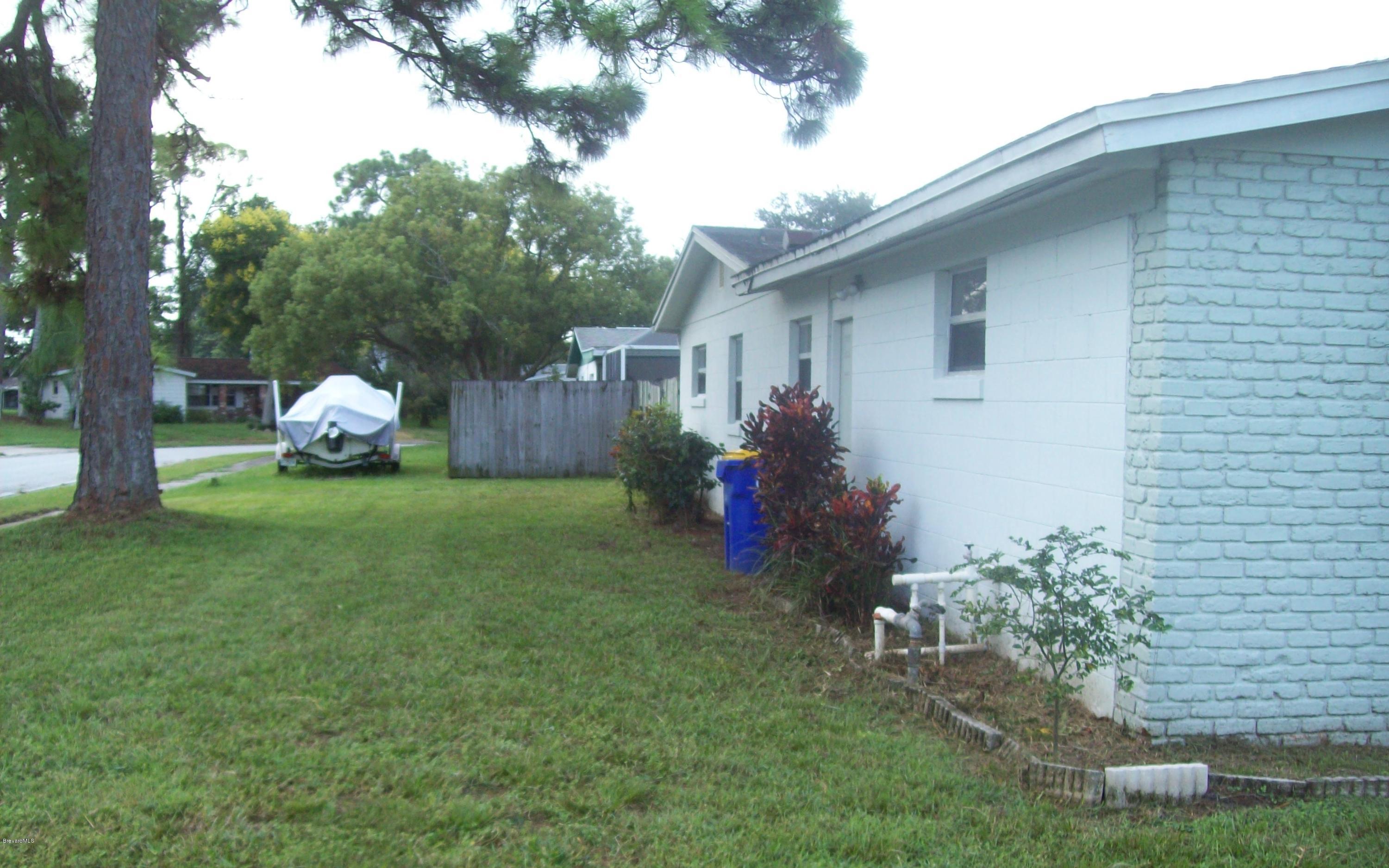 931 Kings Post Road Rockledge, FL 32955 - Photo 3 of 10 100_5958