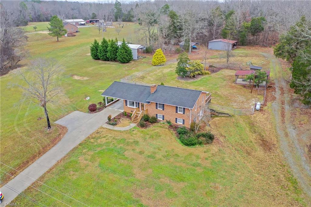 272 Hedrick Mill Road Lexington, NC 27292 - Photo 9 of 47 Gallery Image 9