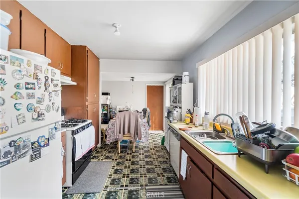 $750,000 | 3651 East 56th Street, Maywood, CA 90270
