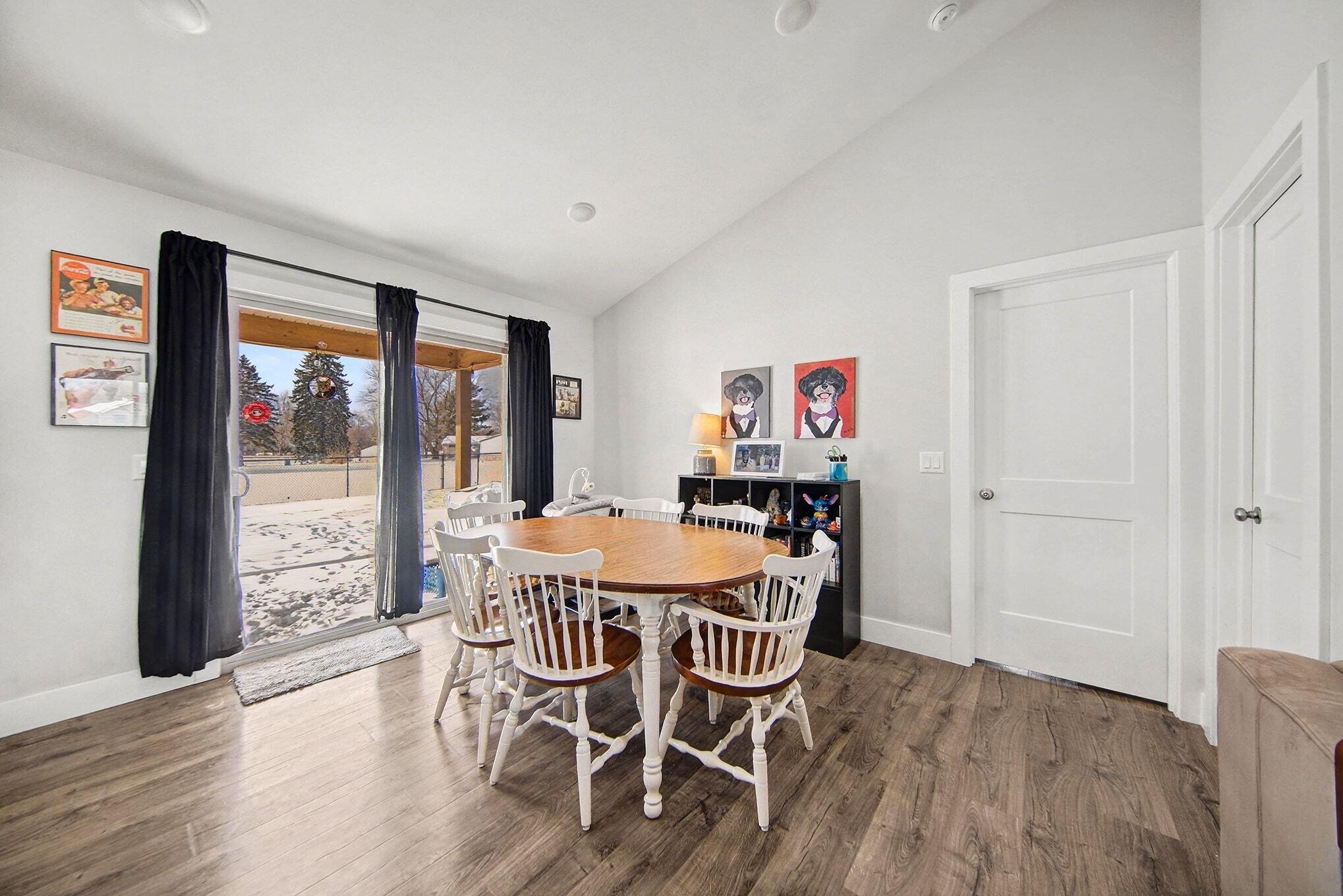 4729 Basin Street Adrian, MI 49221 - Photo 7 of 19 007_file_5752