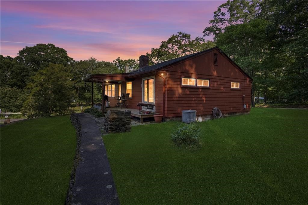 201 Chase Hill Road Hopkinton, RI 02804 - Photo 3 of 38 Gallery Image 3
