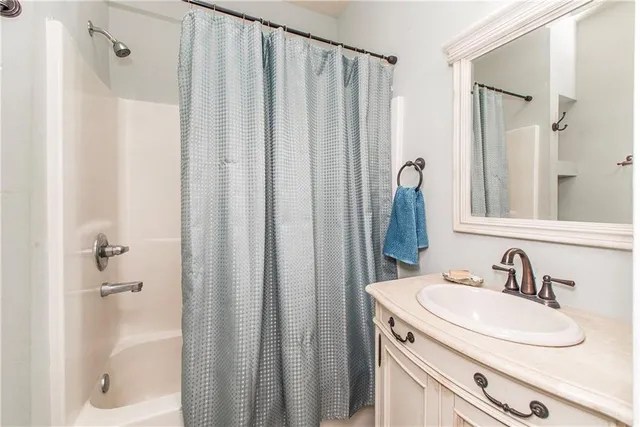 $1,100,000 | 813 South Jahncke Avenue, Covington, LA 70433