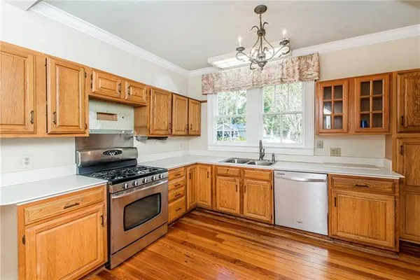 $995,000 | 813 South Jahncke Avenue, Covington, LA 70433