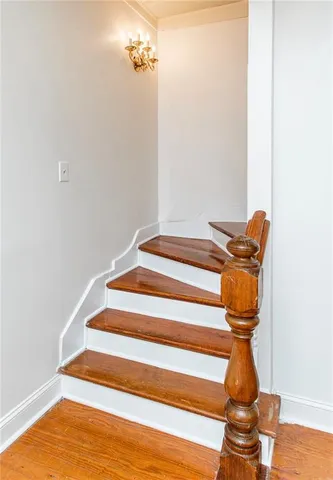 $1,100,000 | 813 South Jahncke Avenue, Covington, LA 70433