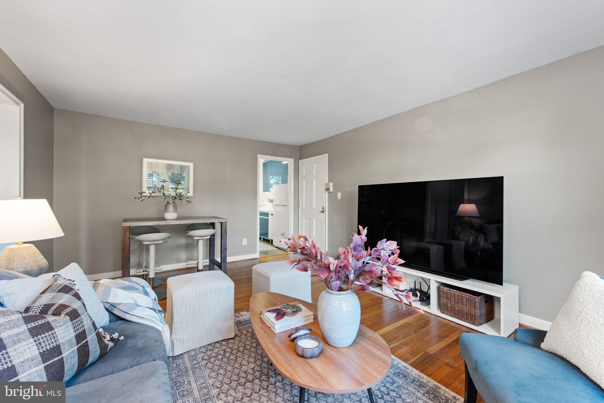 111 East Glebe Road, Unit B Alexandria, VA 22305 - Photo 6 of 17