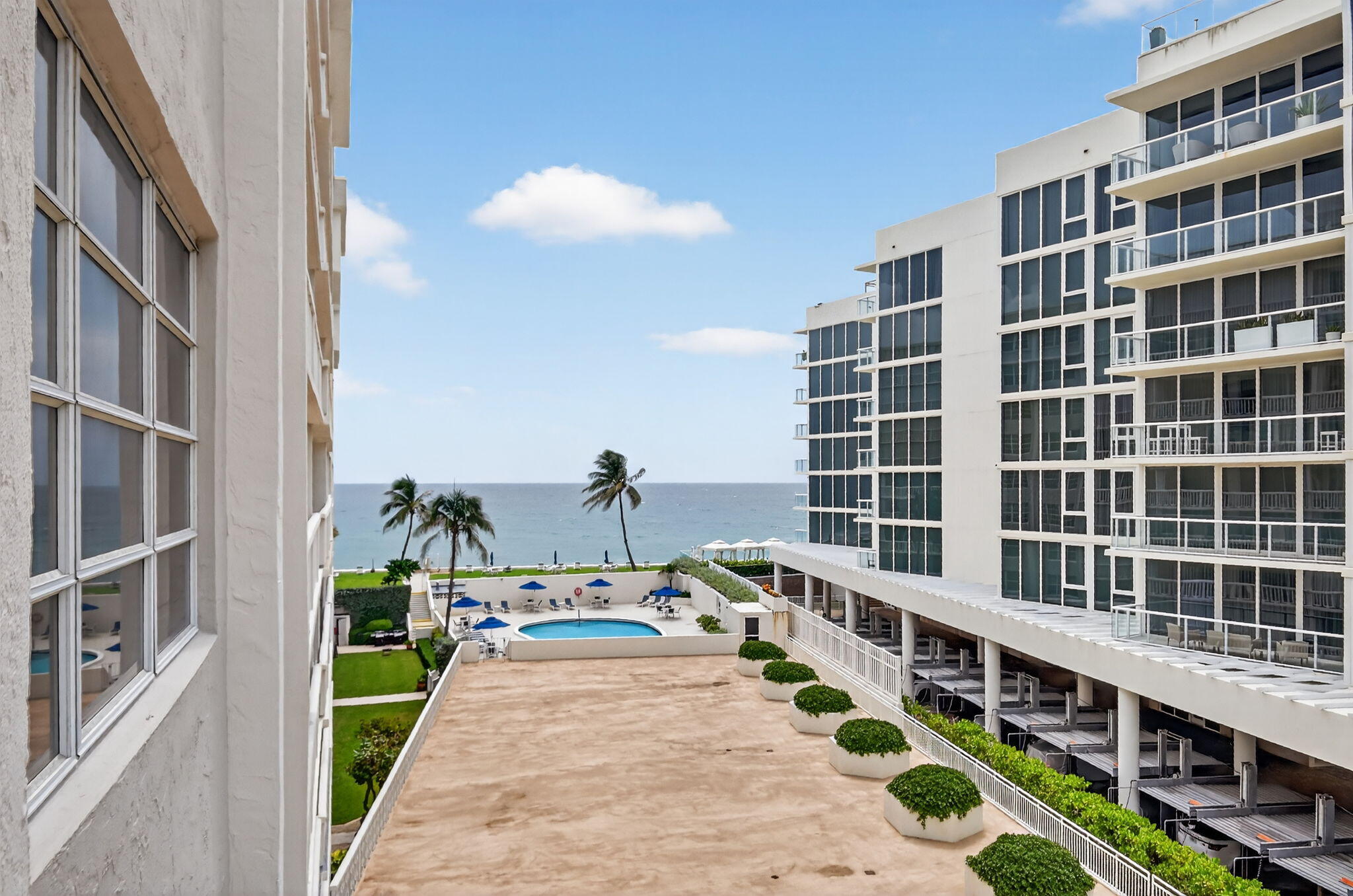 3570 South Ocean Boulevard, Unit 508 South Palm Beach, FL 33480 - Photo 1 of 47 33-web-or-mls-DSC_0903