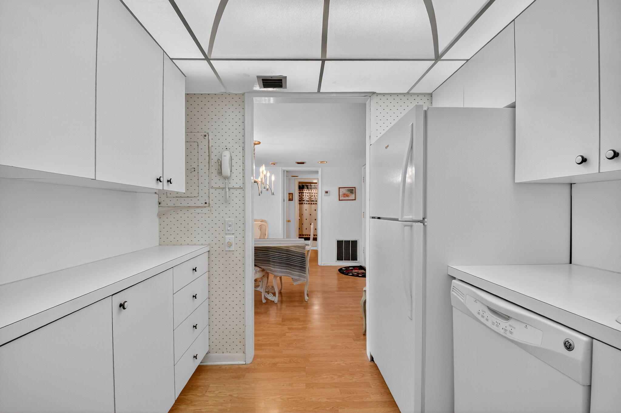 3570 South Ocean Boulevard, Unit 508 South Palm Beach, FL 33480 - Photo 15 of 47 15-web-or-mls-DSC_0808