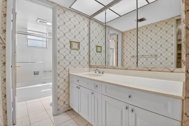 $434,000 | 3570 South Ocean Boulevard, Unit 508, South Palm Beach, FL 33480