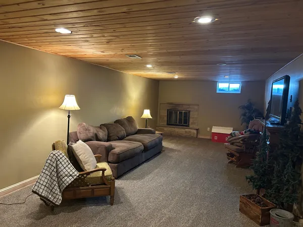 $265,000 | 306 East 2nd Street, Minneota, MN 56264