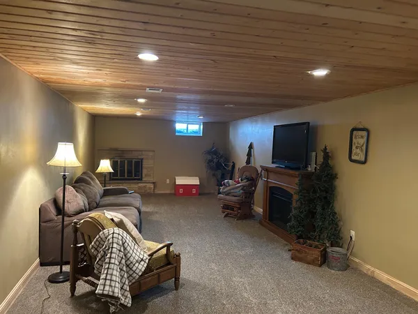 $265,000 | 306 East 2nd Street, Minneota, MN 56264