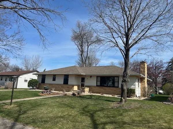 $265,000 | 306 East 2nd Street, Minneota, MN 56264