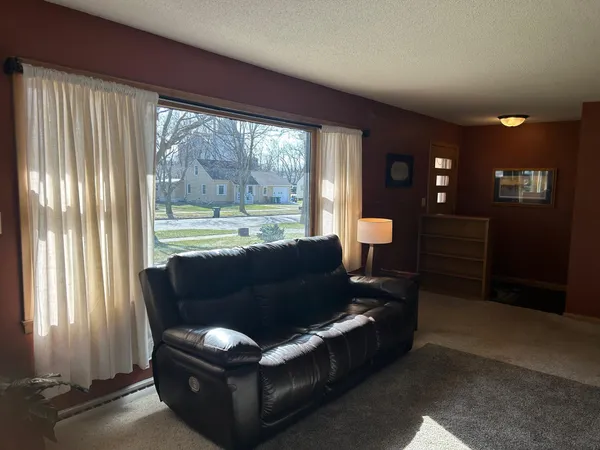 $265,000 | 306 East 2nd Street, Minneota, MN 56264