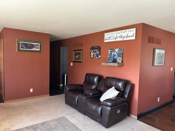 $265,000 | 306 East 2nd Street, Minneota, MN 56264