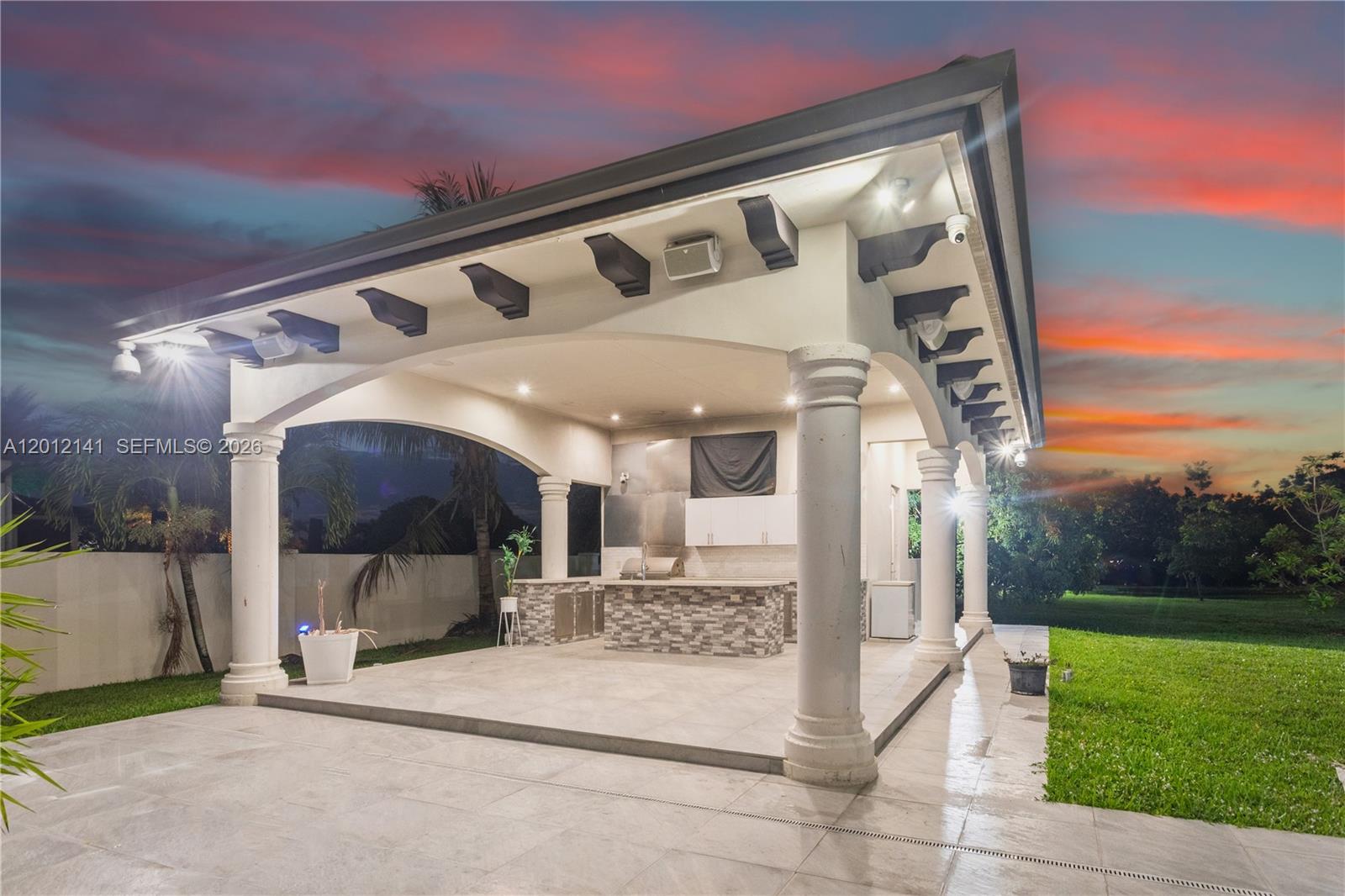 12401 Southwest 45th Street Miami, FL 33175 - Photo 13 of 79