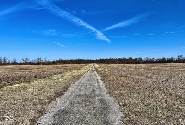 $485,000 | 8112 West County Road 1000 North, Jamestown, IN 46147