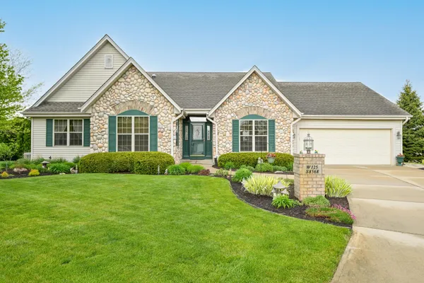 $775,000 | W125S8568 Country View Court, Muskego, WI 53150