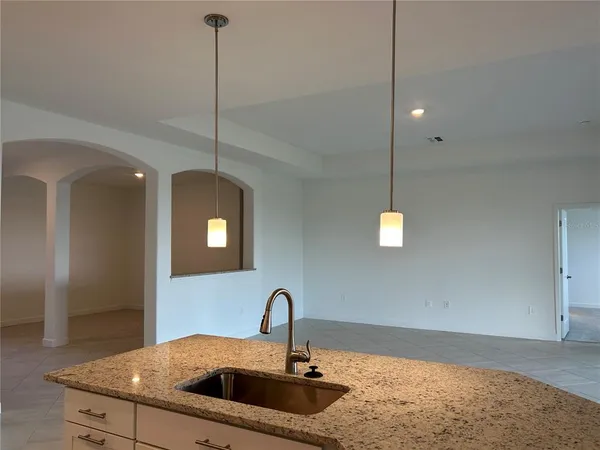 $4,000 | 15513 White Linen Drive, Lakewood Ranch, FL 34211