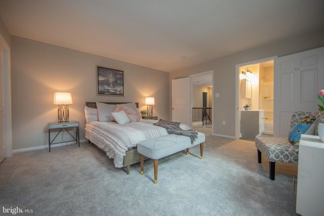 $574,500 | 1053 East Niels Lane, West Chester, PA 19382