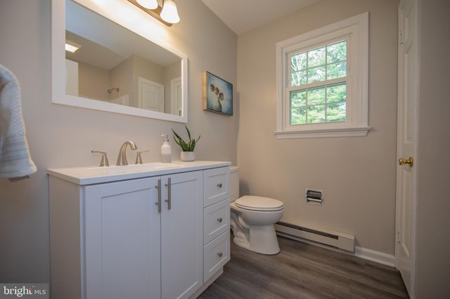 $574,500 | 1053 East Niels Lane, West Chester, PA 19382