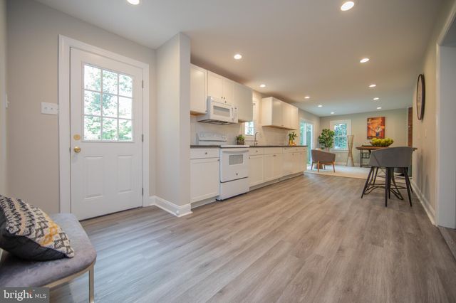 $574,500 | 1053 East Niels Lane, West Chester, PA 19382