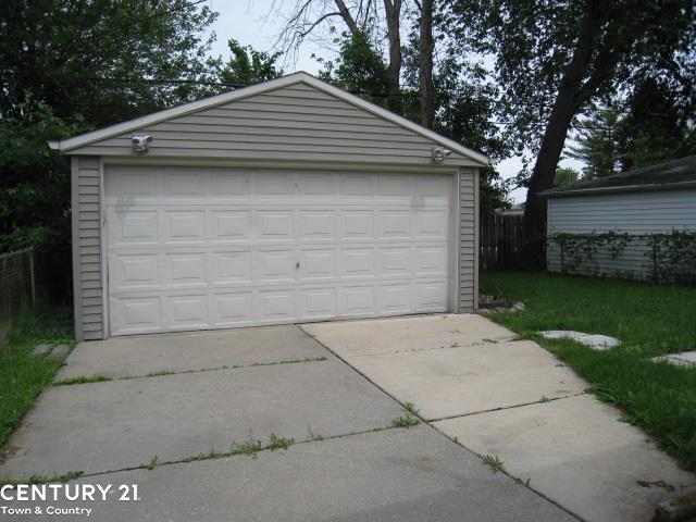 23086 Donald Avenue Eastpointe, MI 48021 - Photo 25 of 28