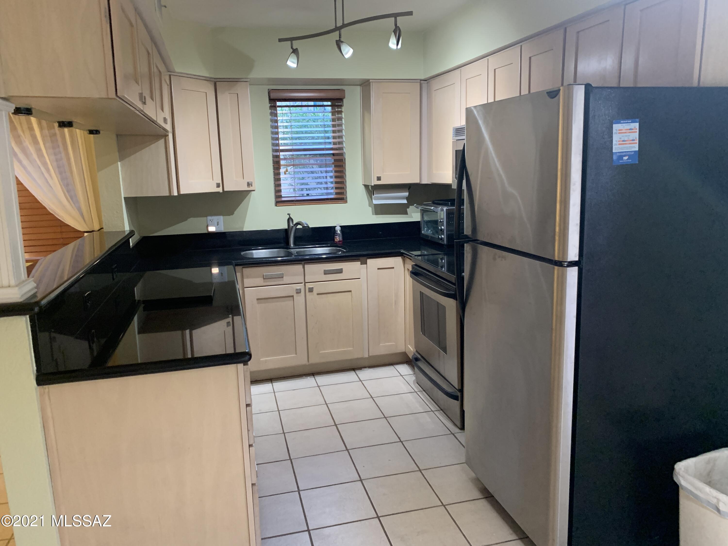 3690 North Country Club Road, Unit 1007 Tucson, AZ 85716 - Photo 7 of 22