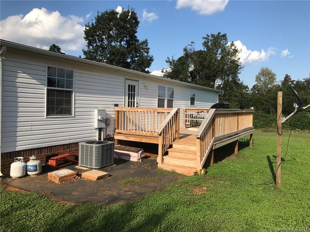 124 Country Lane Rutherfordton, NC 28139 - Photo 3 of 10