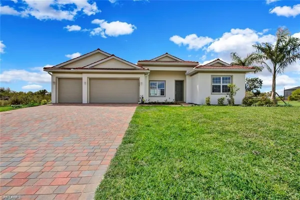 $3,900 | 12329 Isabella Drive, Bonita Springs, FL 34135