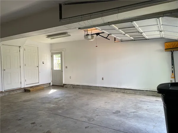 $250,000 | 232 Lake Shore Drive North, Maryland, NY 12116