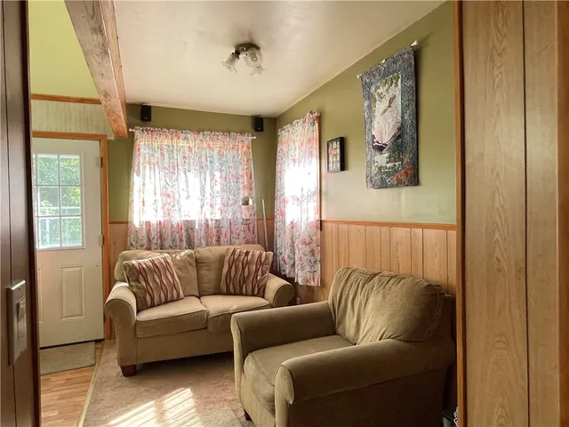 $250,000 | 232 Lake Shore Drive North, Maryland, NY 12116