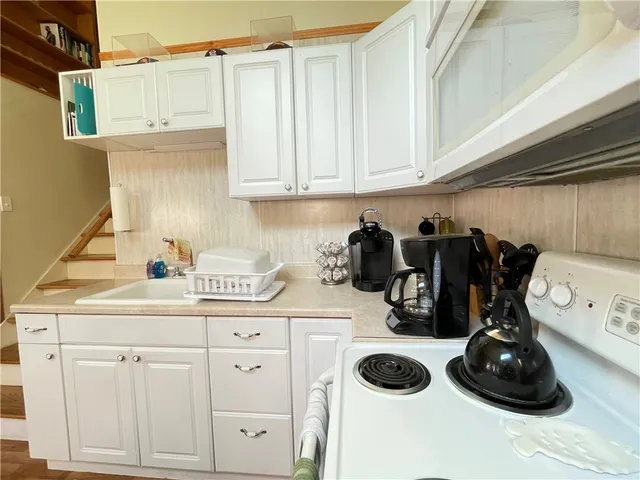 $250,000 | 232 Lake Shore Drive North, Maryland, NY 12116