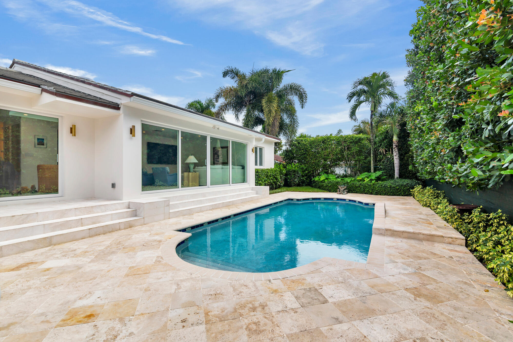 250 Murray Road West Palm Beach, FL 33405 - Photo 31 of 46 Patio
