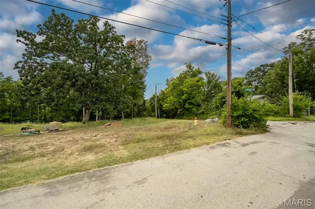 $550,000 | 1924 Jennifer Lynn Lane, Arnold, MO 63010