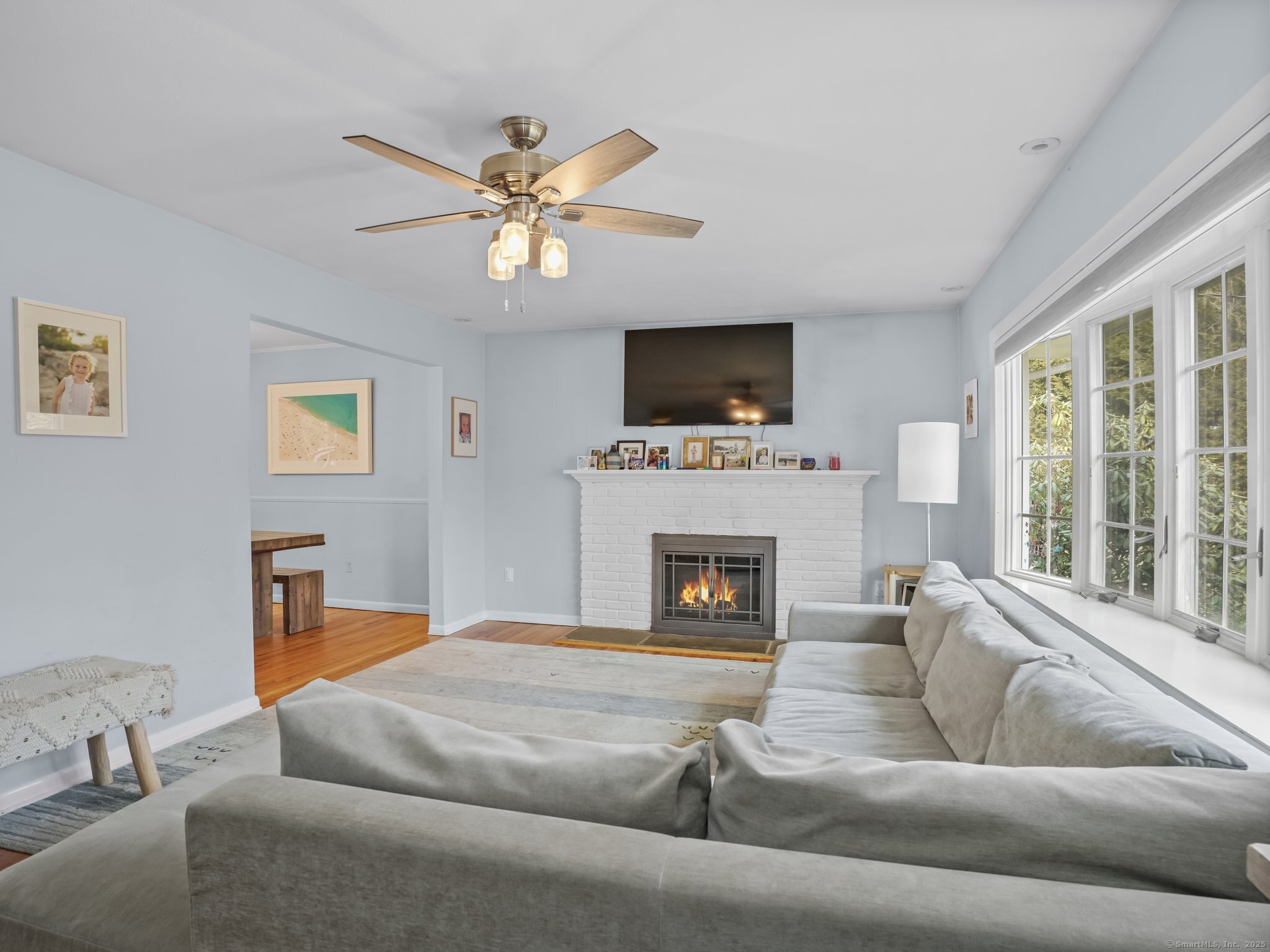 11 Old Field Road Norwalk, CT 06853 - Photo 4 of 33